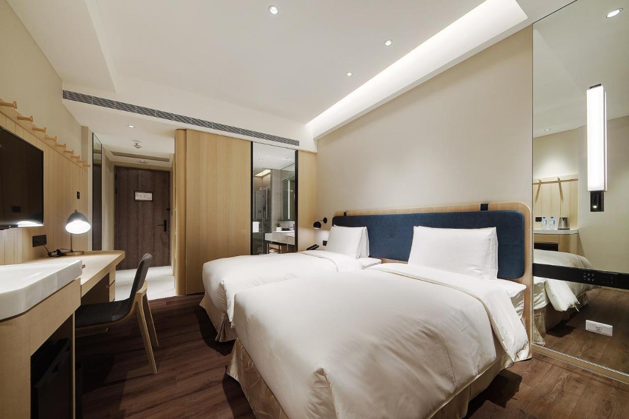 Jasper Young Hotel Banqiao Taipei Exterior foto