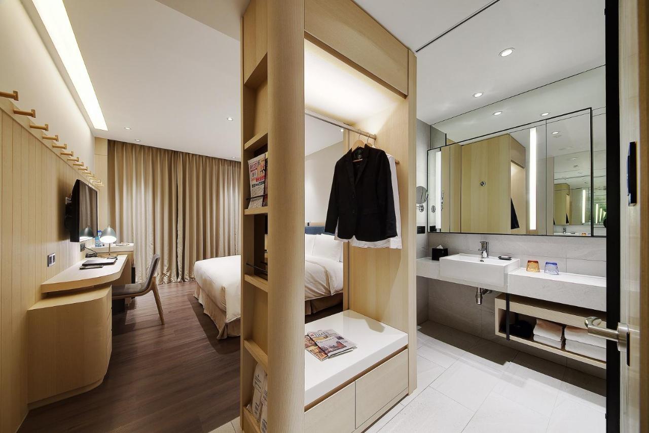 Jasper Young Hotel Banqiao Taipei Exterior foto